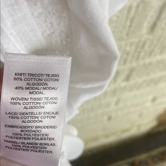 Lucky Brand white Lace tank Top like new maybe worn once - Picture 5 of 6